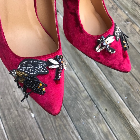 Red Crushed Velvet Pumps w/ Beaded Design - Picture 7 of 8